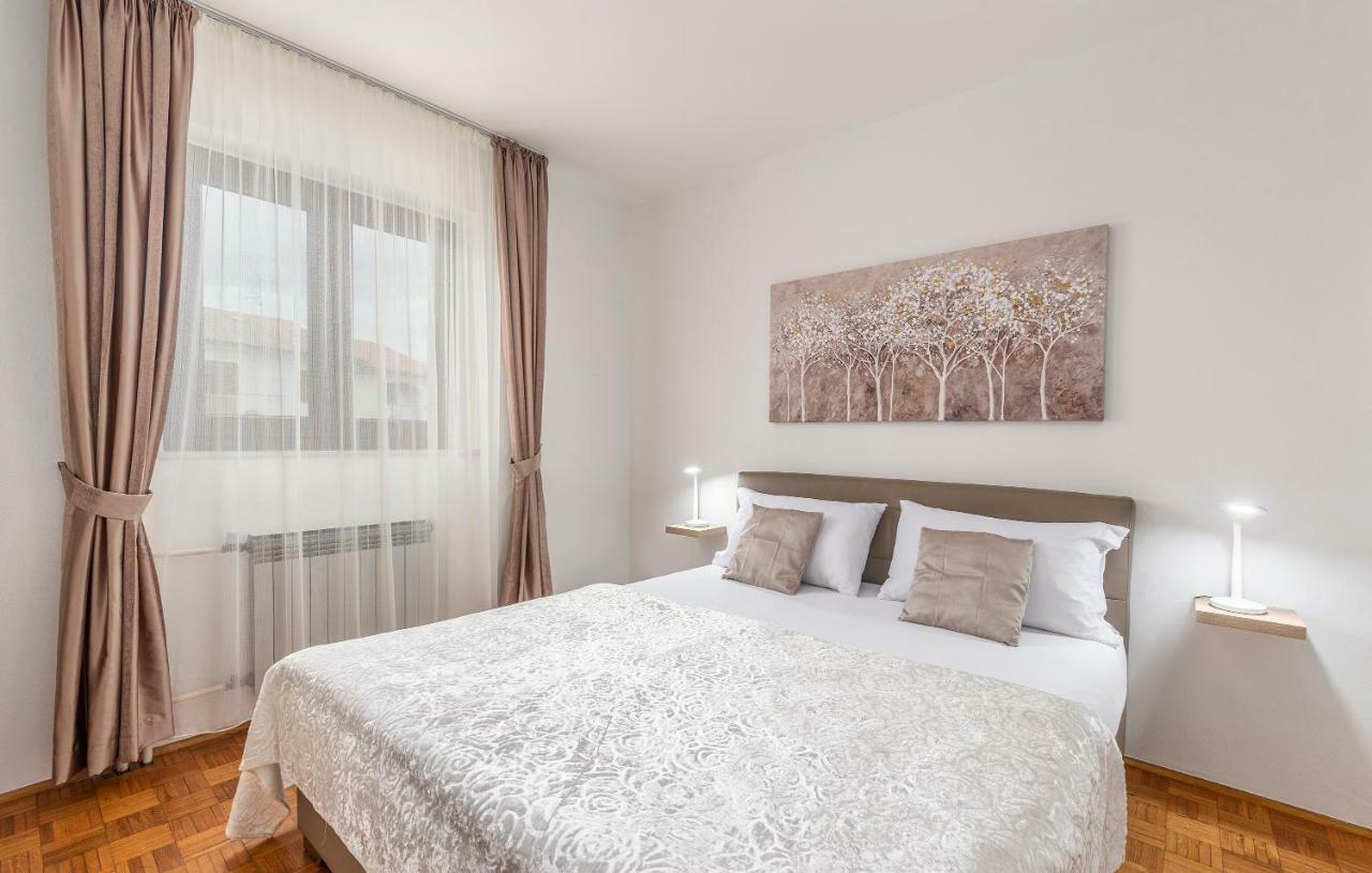 Apartments Marizela Пореч Экстерьер фото