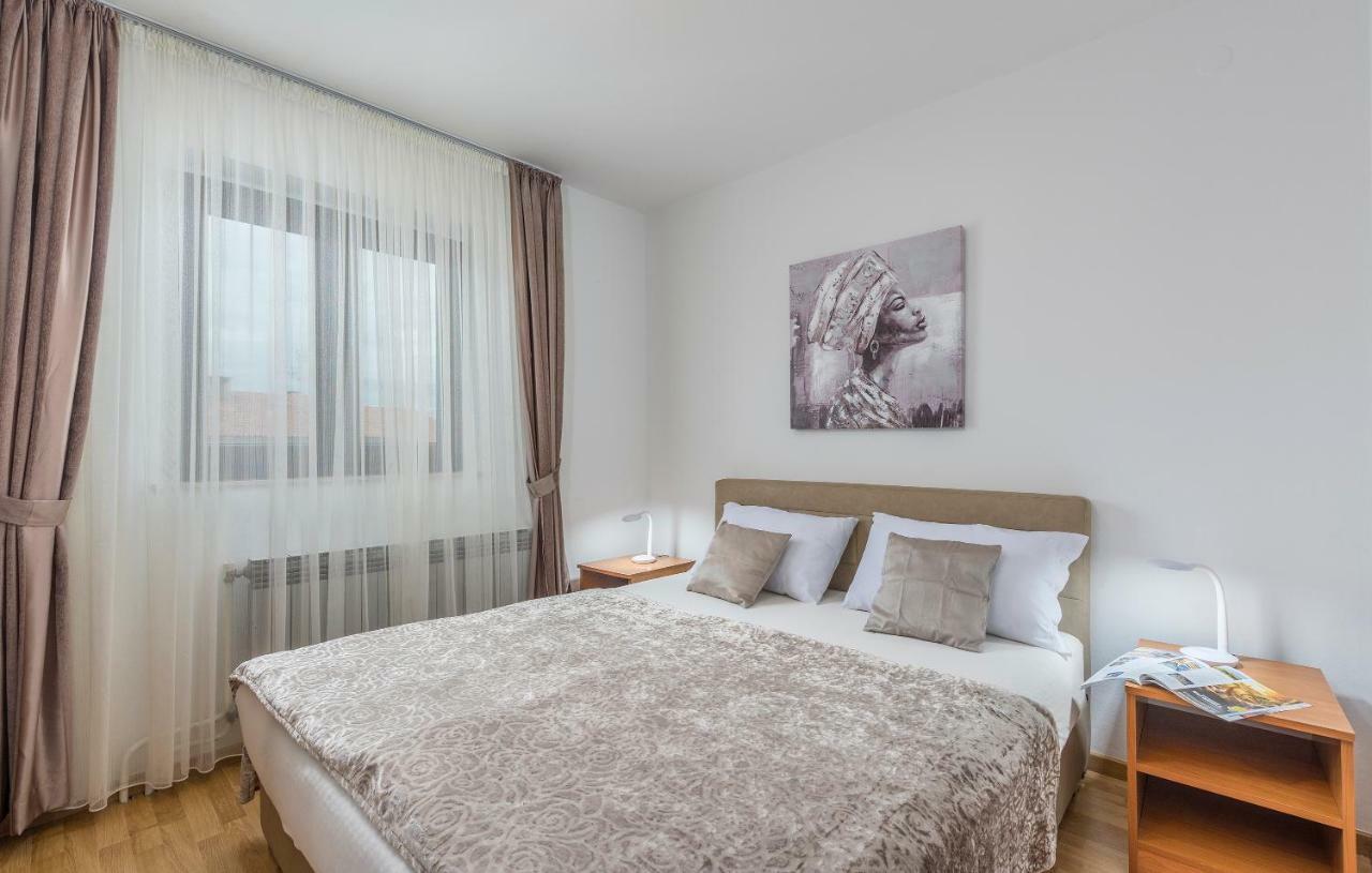 Apartments Marizela Пореч Экстерьер фото