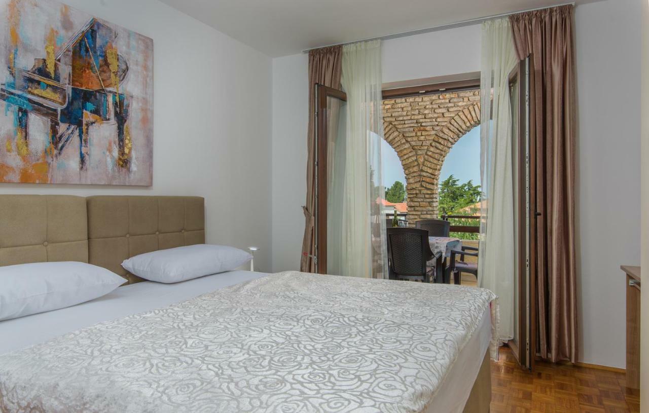 Apartments Marizela Пореч Экстерьер фото